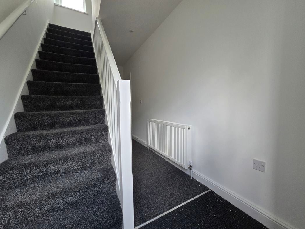 Property image 10 of 12