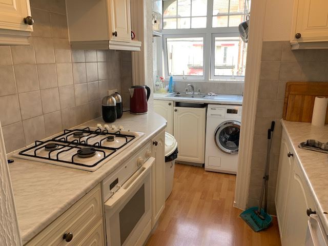 Property image 6 of 8