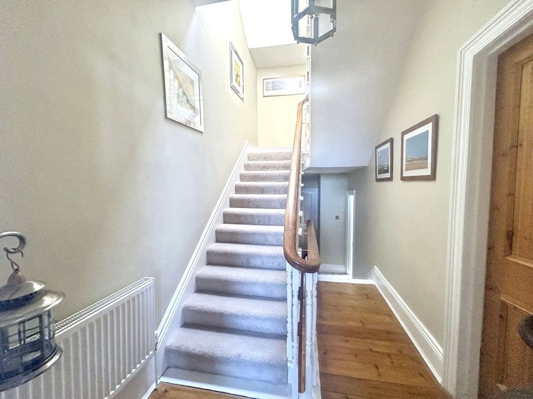 Property image 18 of 24