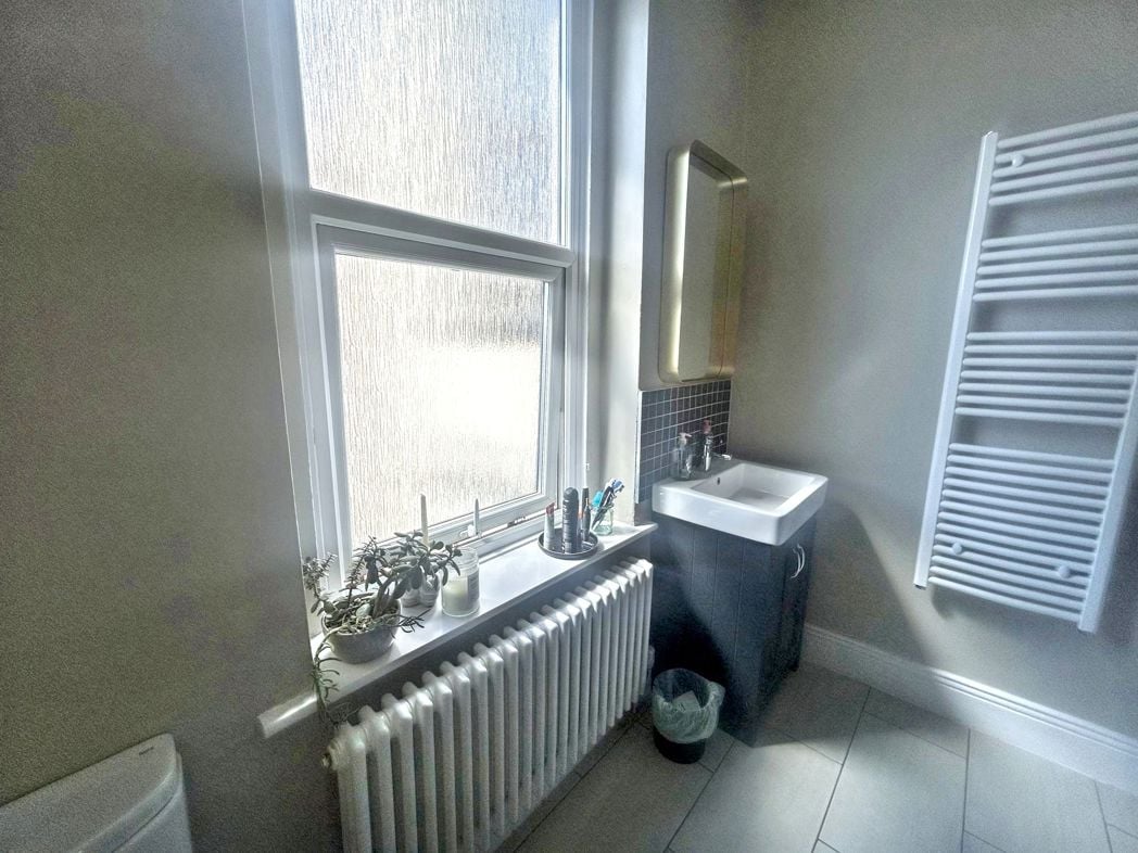 Property image 21 of 24