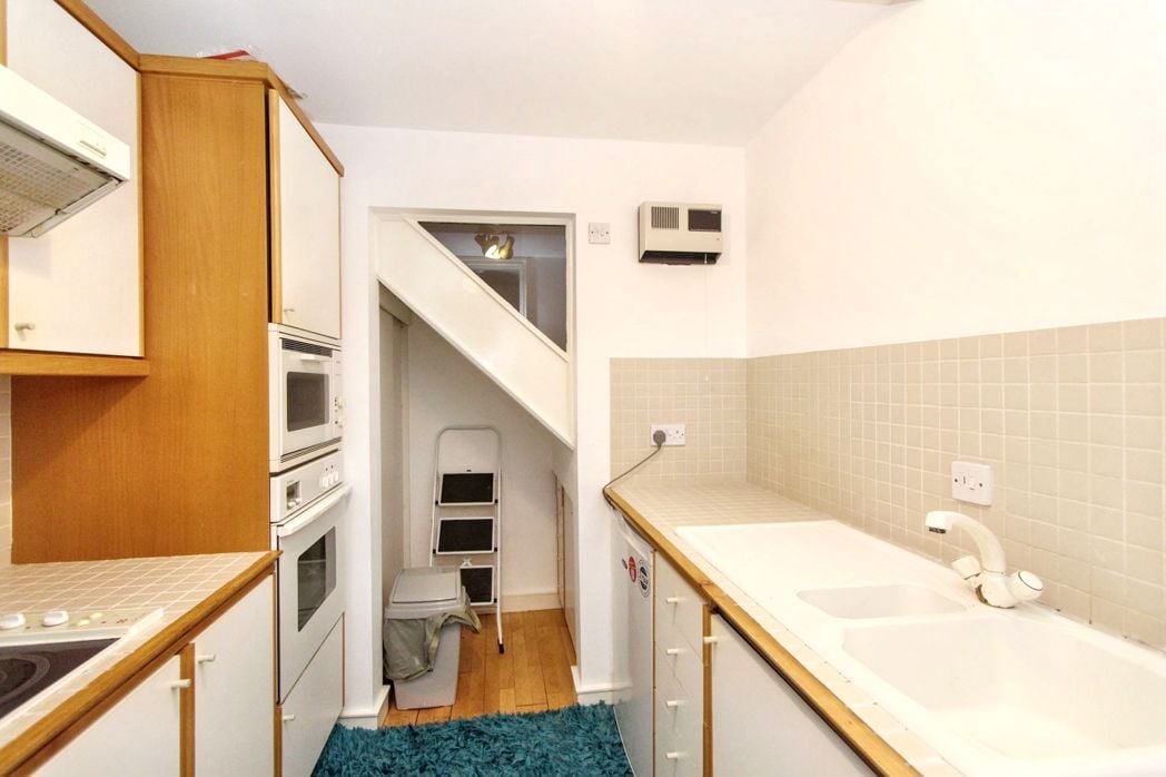 Property image 3 of 8
