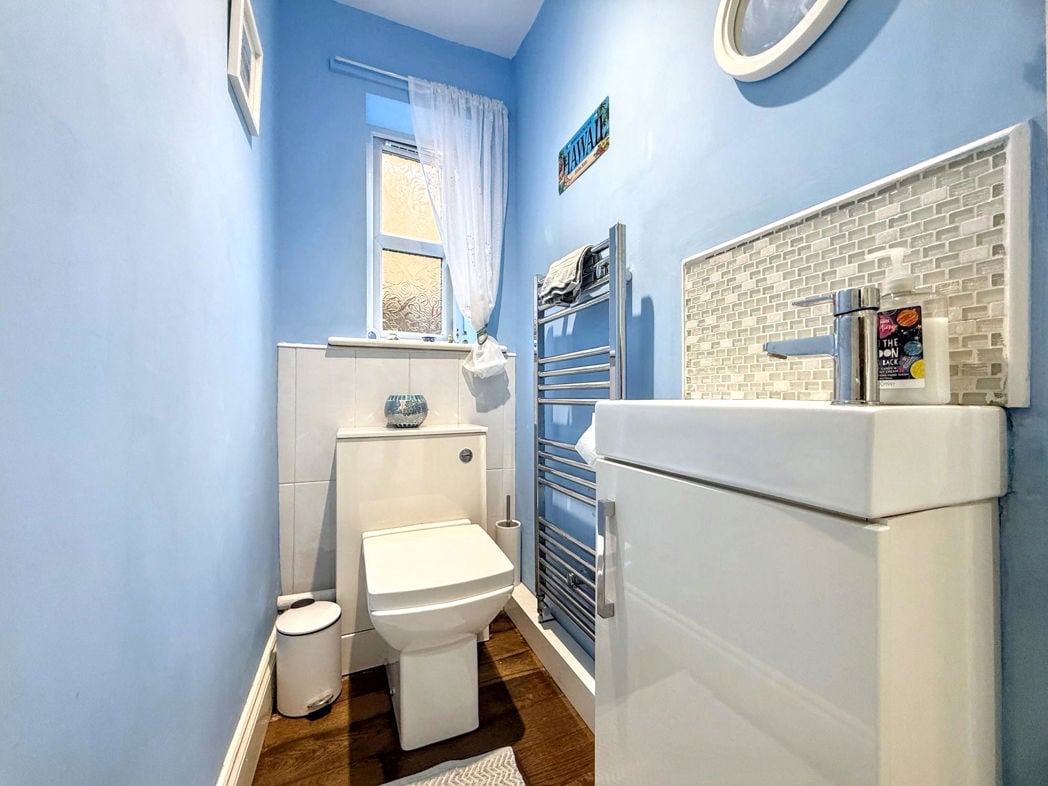 Property image 13 of 28