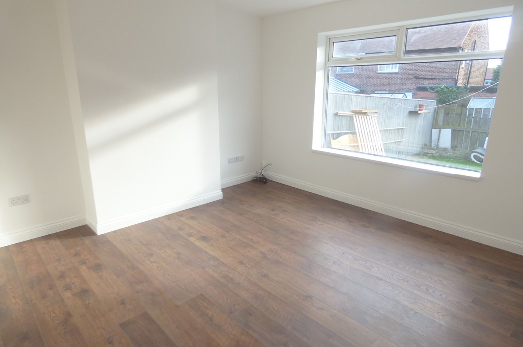 Property image 3 of 13