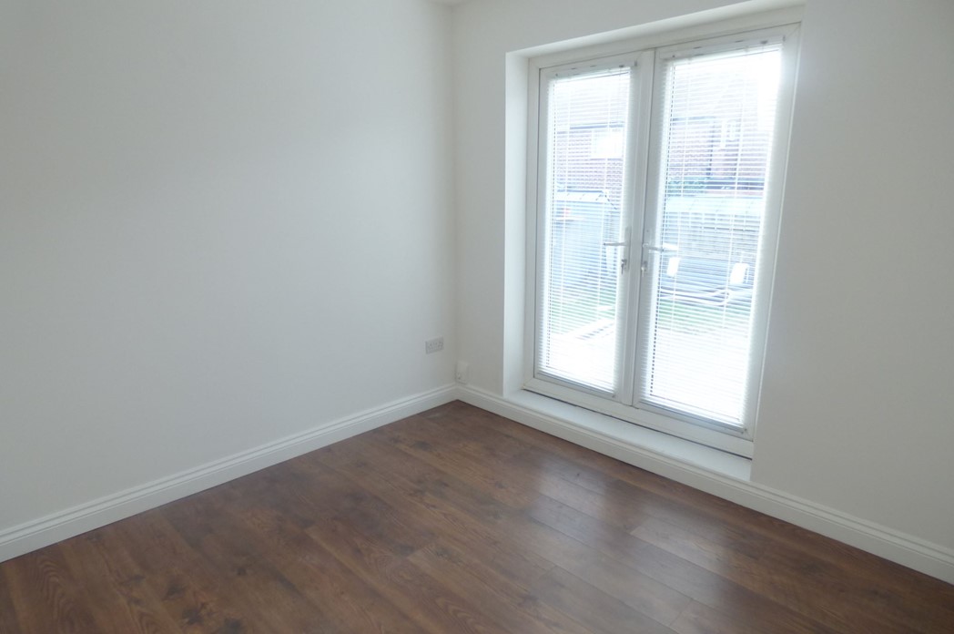 Property image 4 of 13