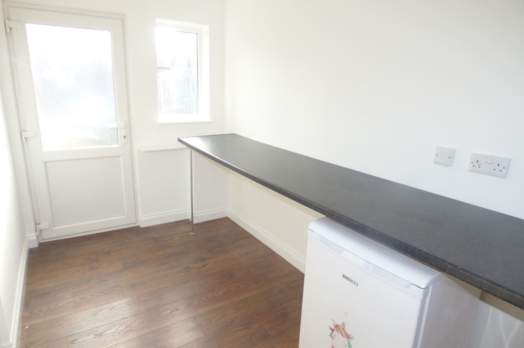 Property image 5 of 13