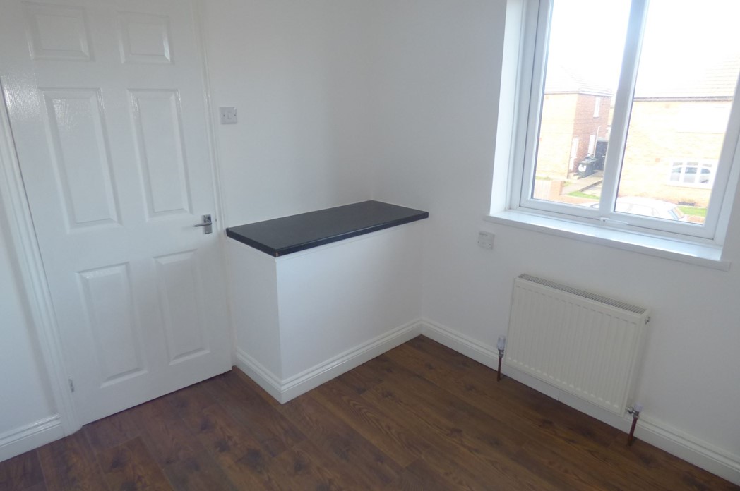 Property image 9 of 13