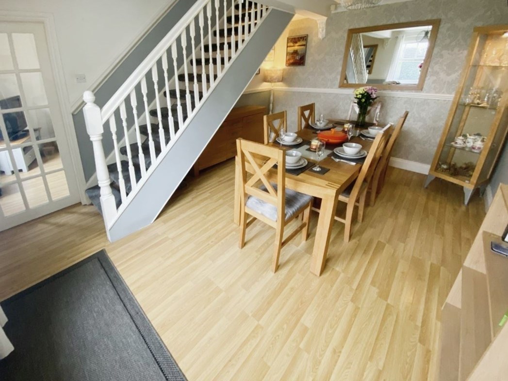 Property image 7 of 18