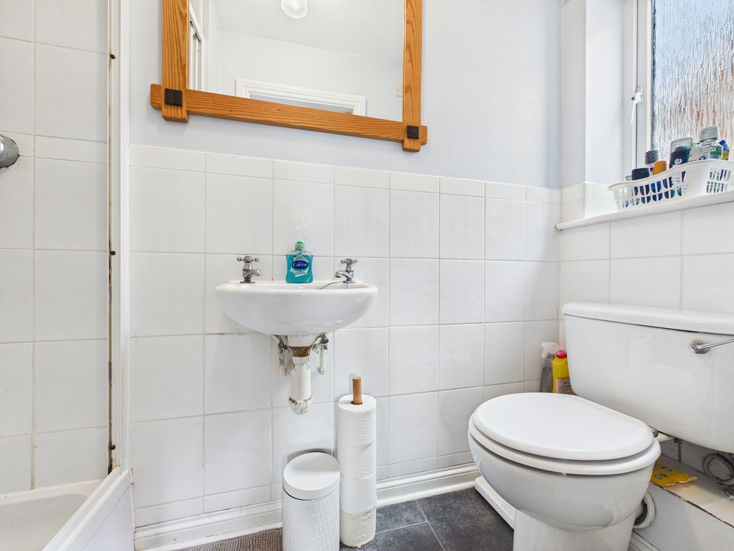 Property image 7 of 11