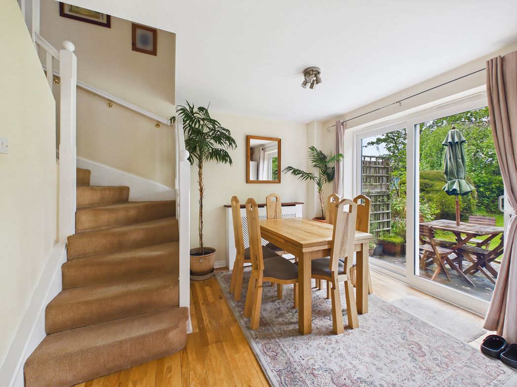 Property image 4 of 11