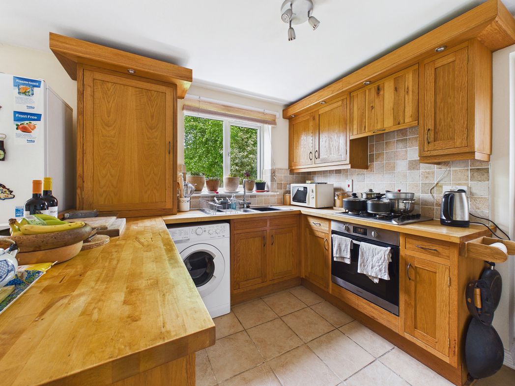 Property image 3 of 11