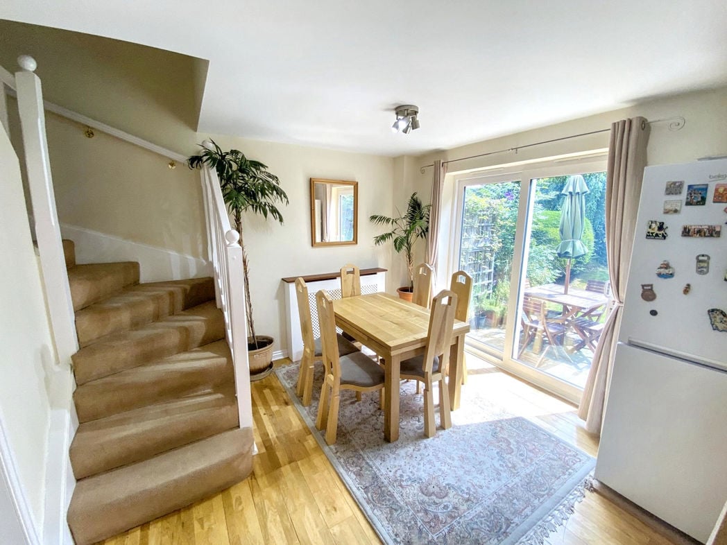 Property image 3 of 11