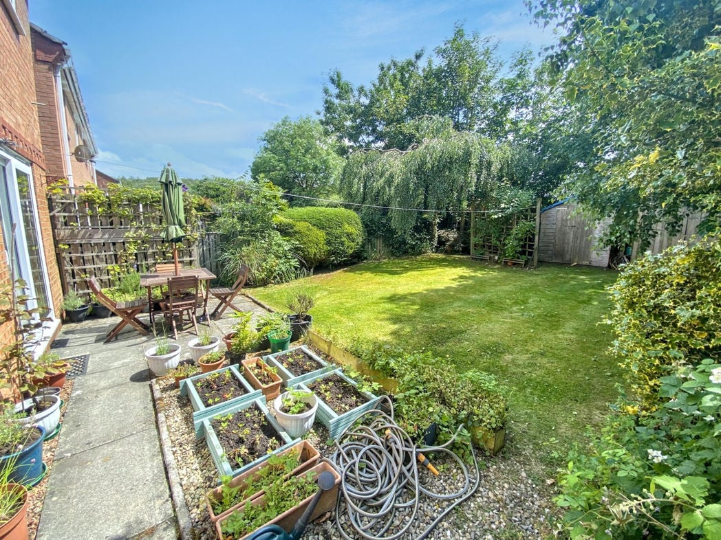 Property image 10 of 11