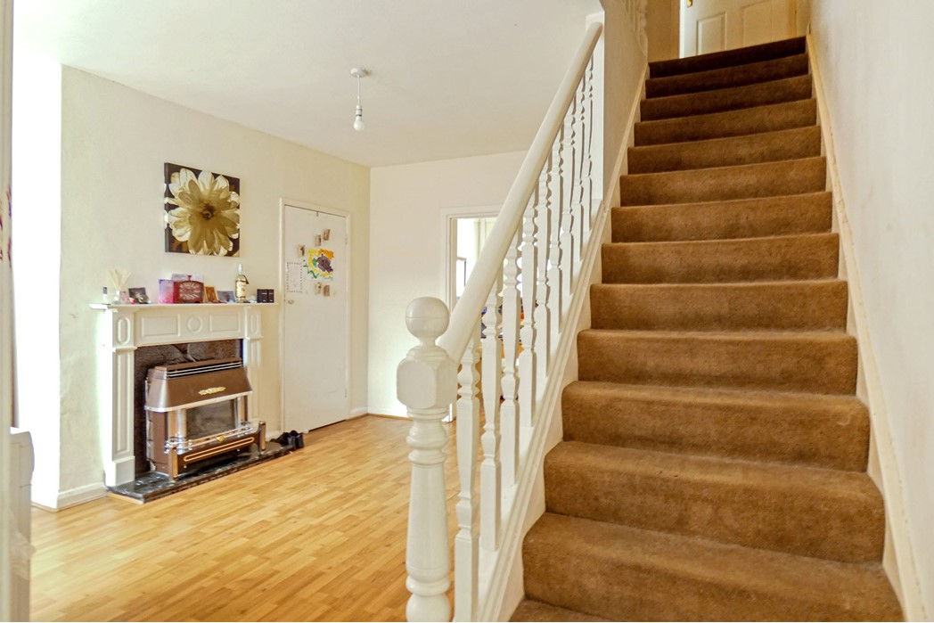 Property image 3 of 12