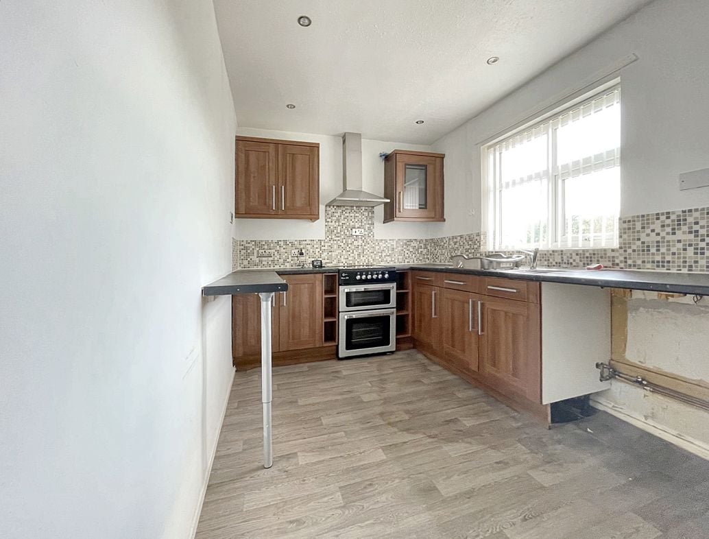 Property image 3 of 14