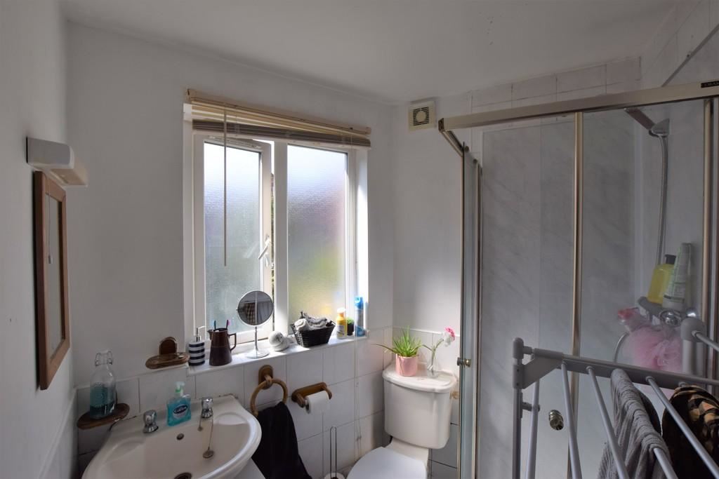 Property image 6 of 7