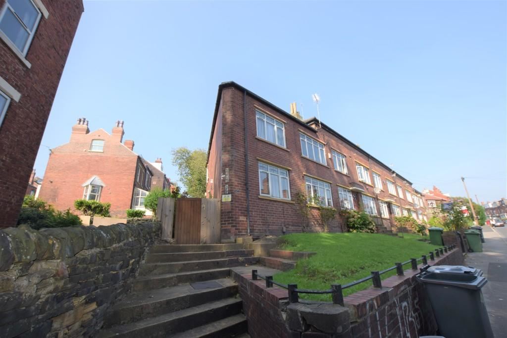 Property image 2 of 7