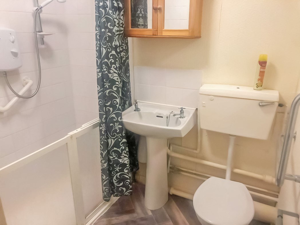 Property image 5 of 5