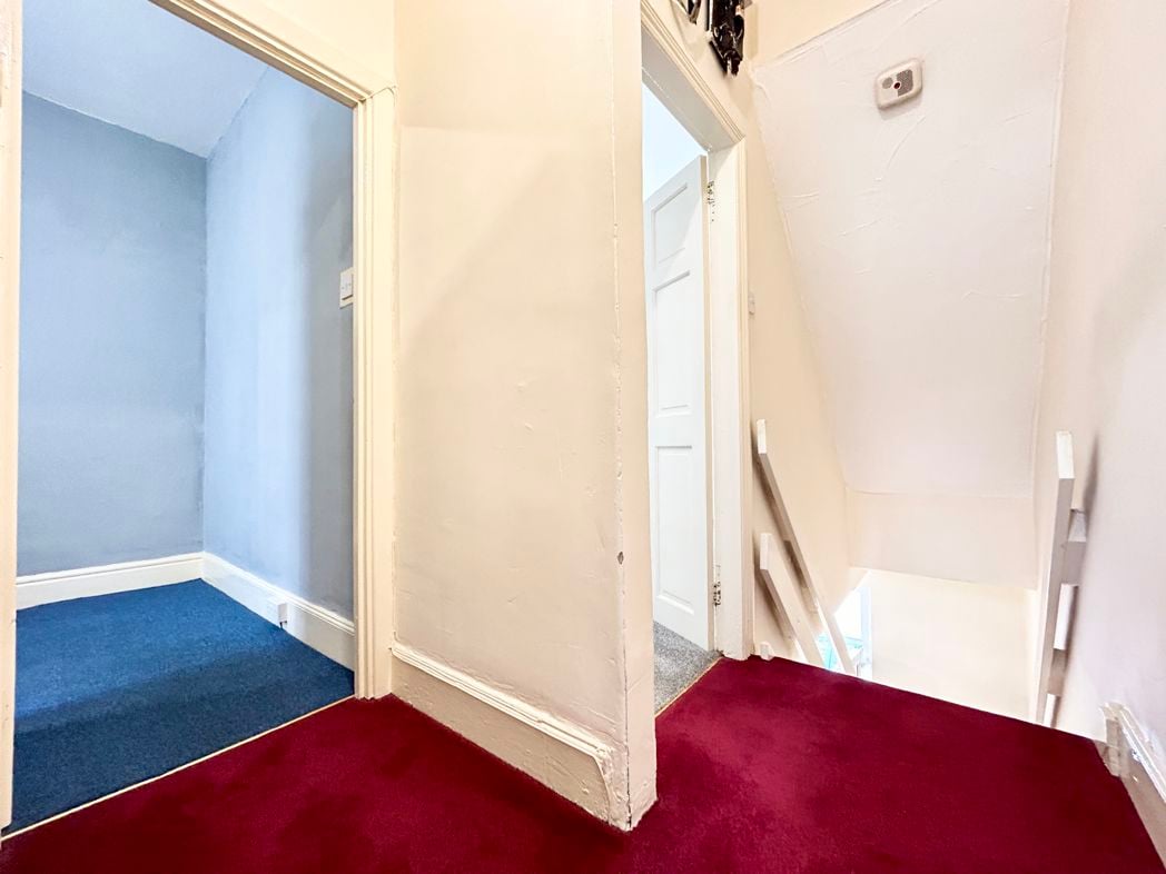 Property image 7 of 14