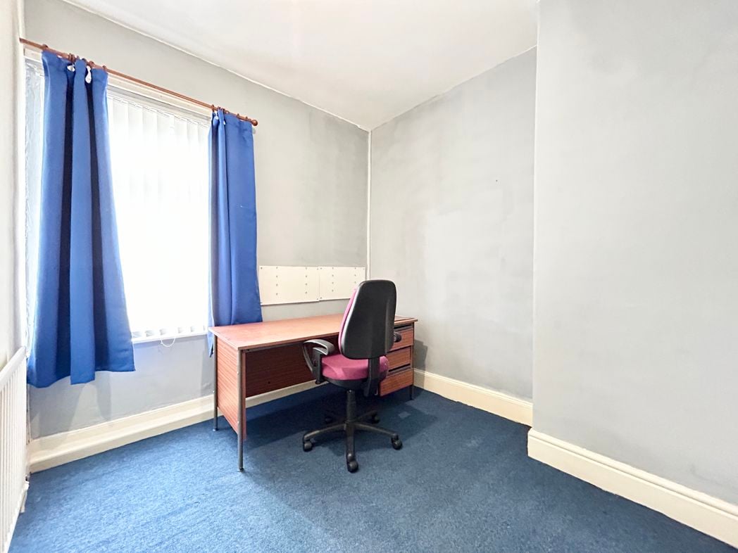 Property image 10 of 14