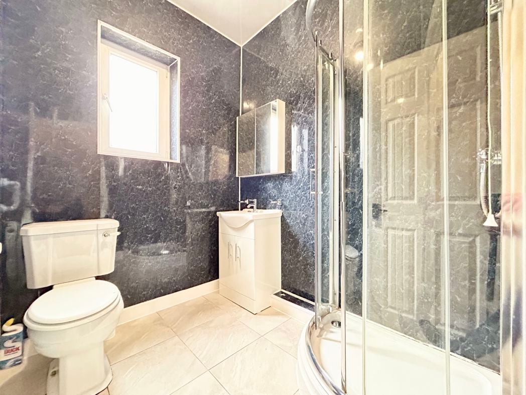 Property image 13 of 14
