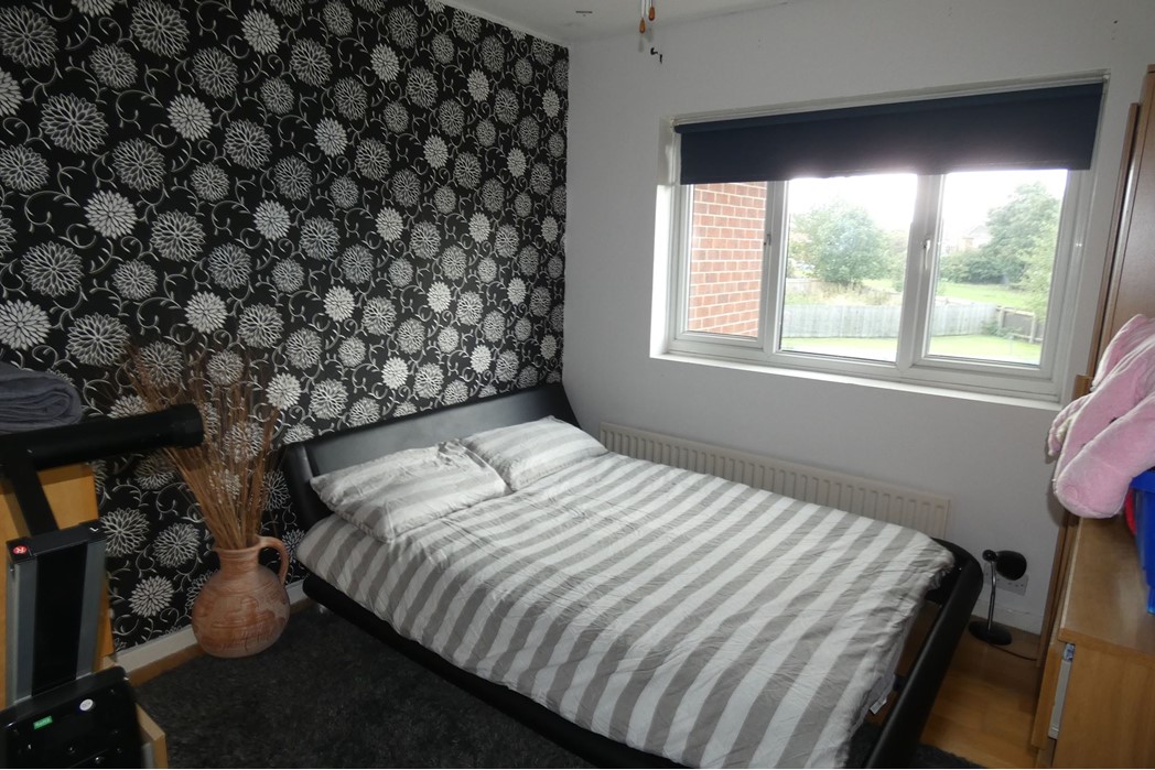 Property image 11 of 15