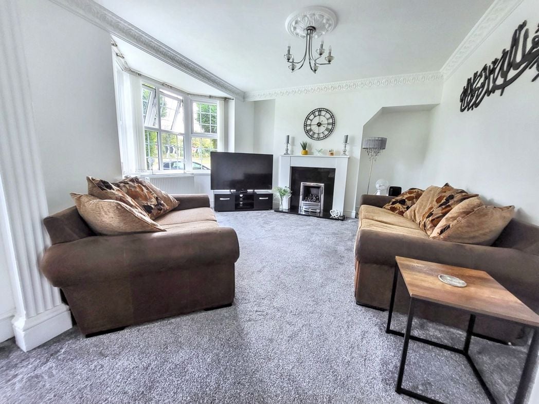 Property image 2 of 21