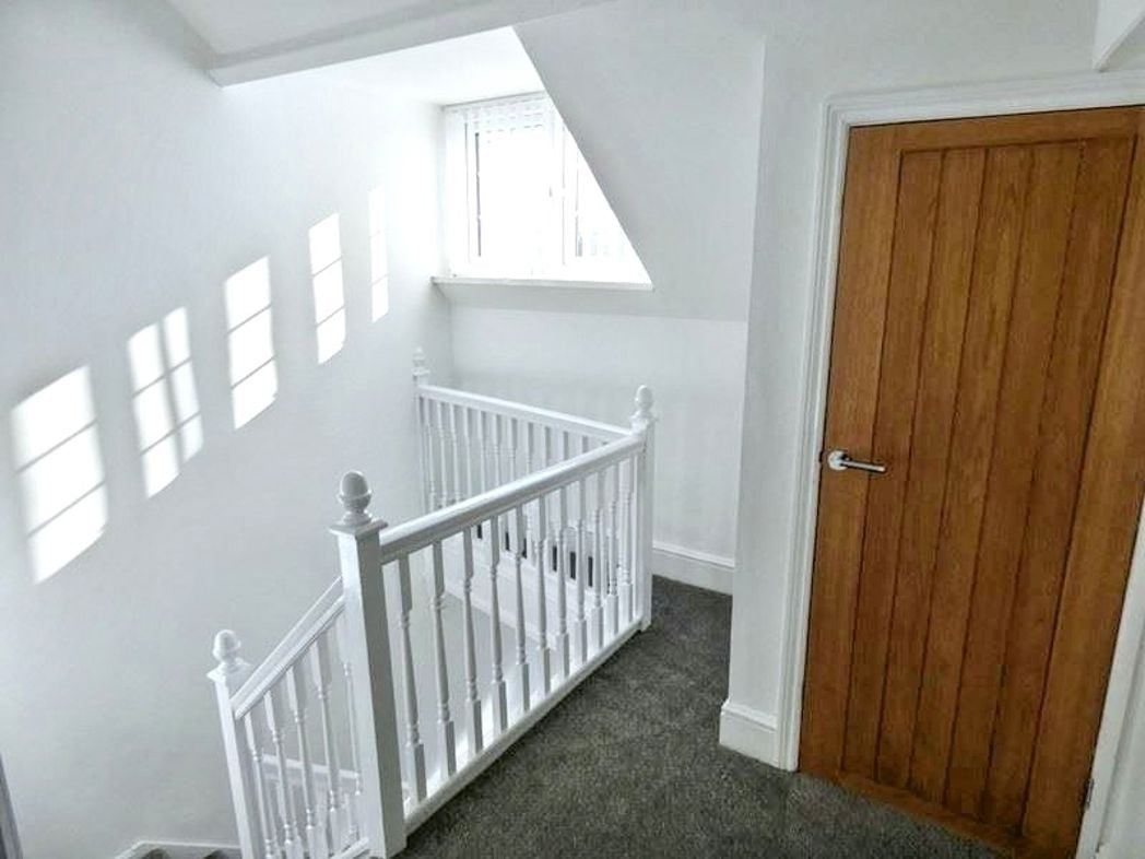 Property image 12 of 21