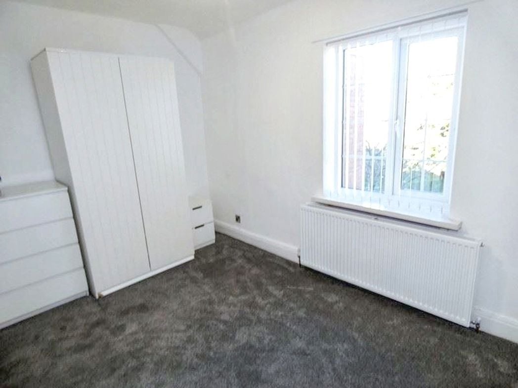 Property image 14 of 21