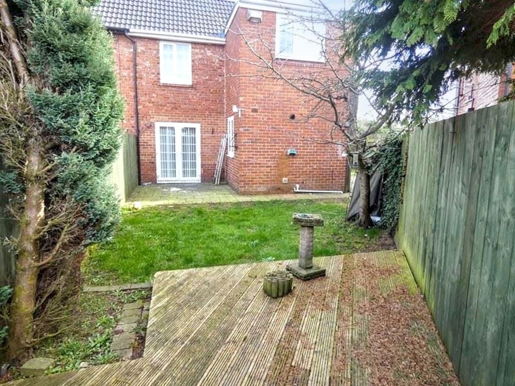 Property image 19 of 21
