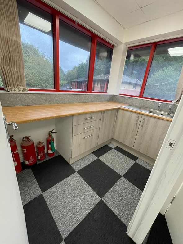 Property image 4 of 16