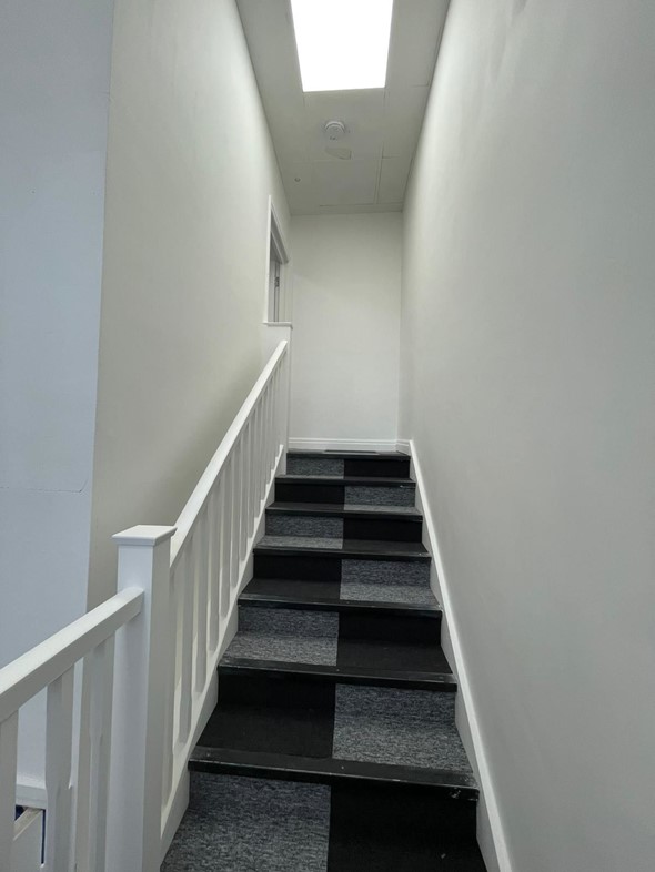 Property image 6 of 16