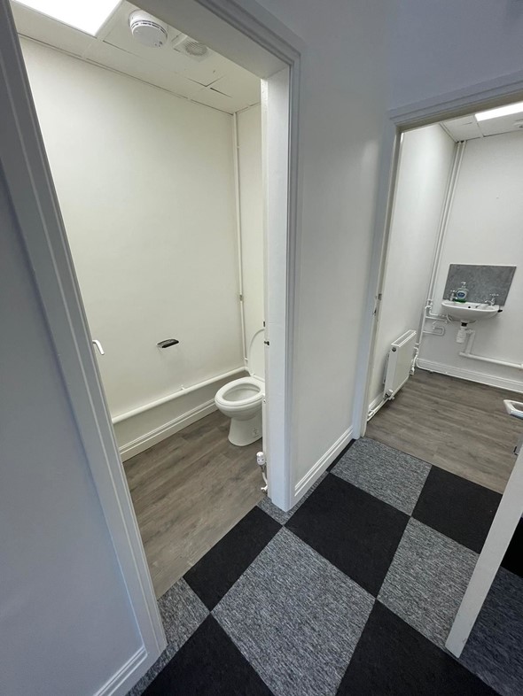 Property image 8 of 16
