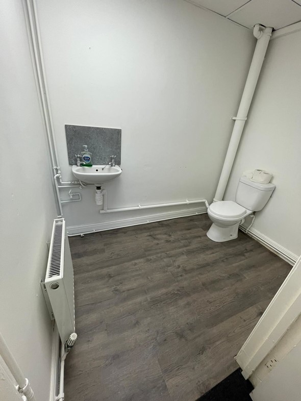 Property image 10 of 16