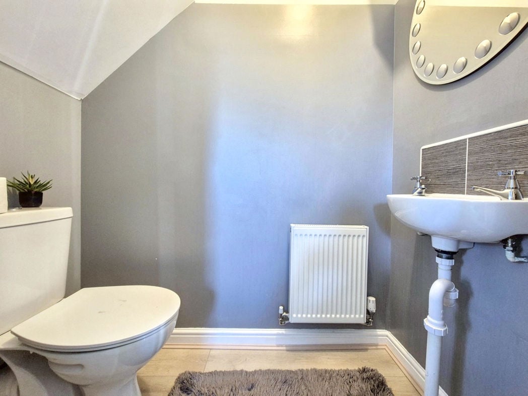 Property image 5 of 23
