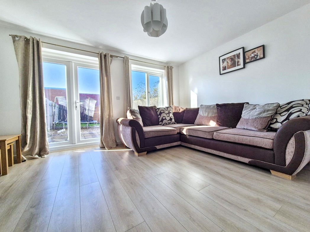 Property image 2 of 23