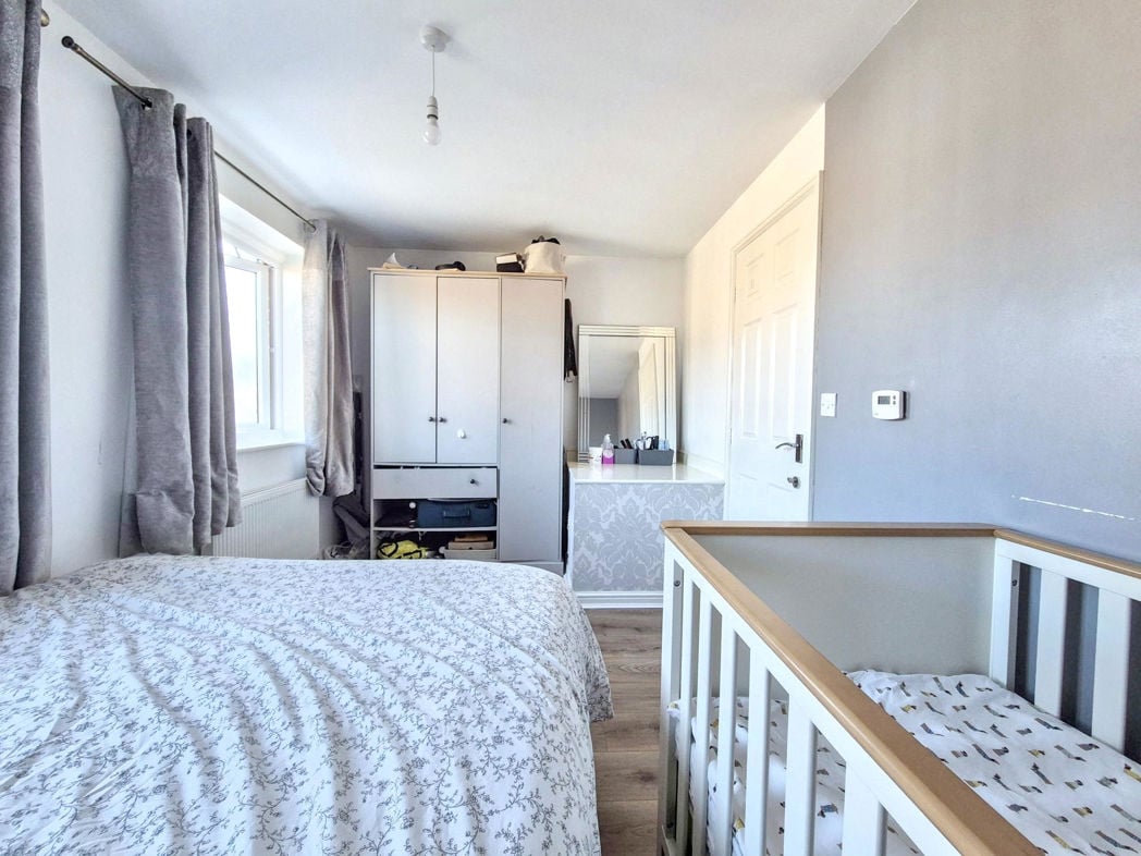 Property image 13 of 23