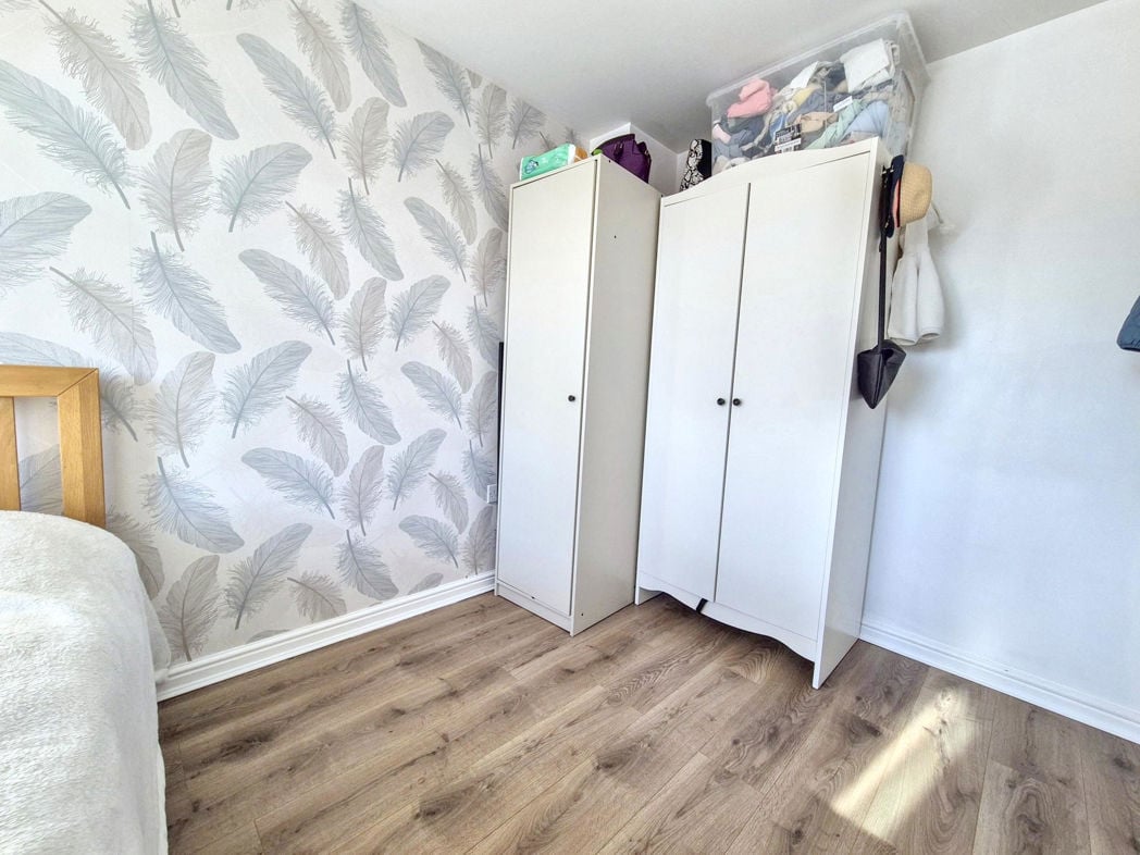 Property image 16 of 23