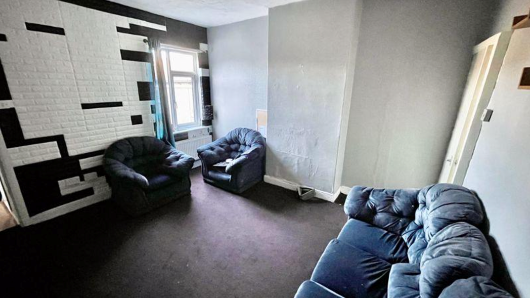 Property image 6 of 11