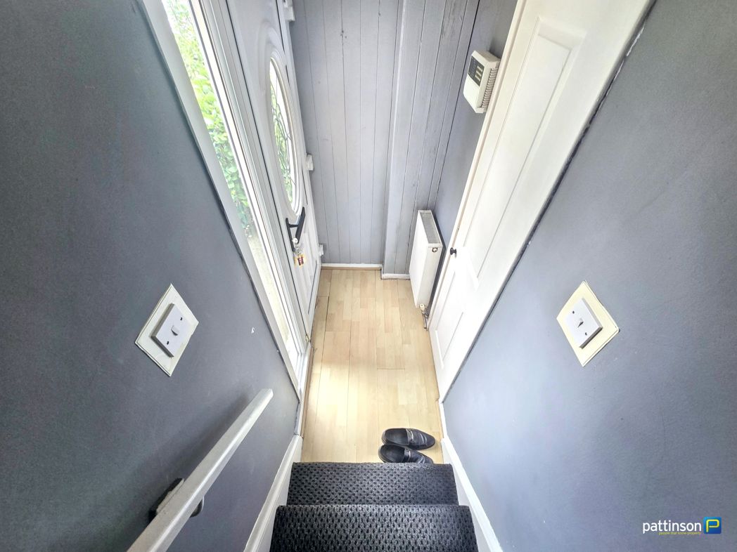 Property image 4 of 11