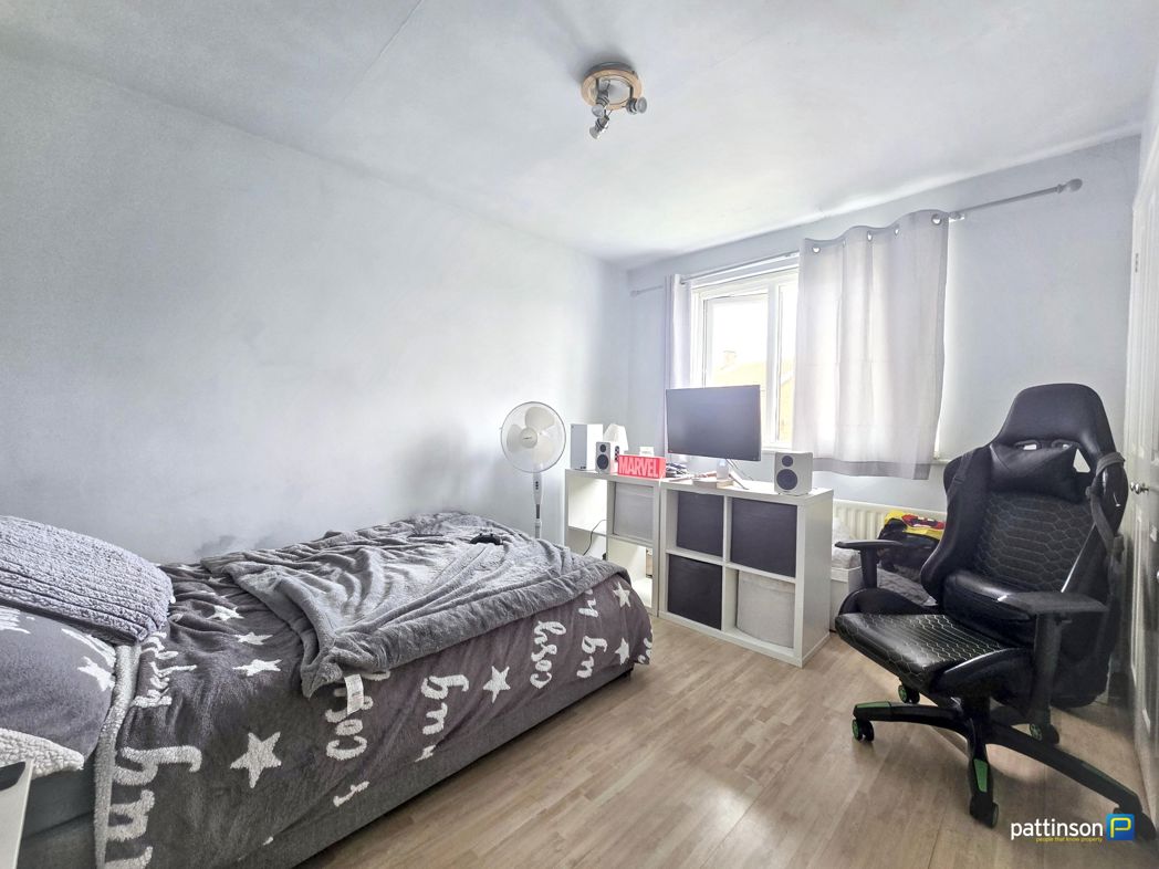 Property image 5 of 11