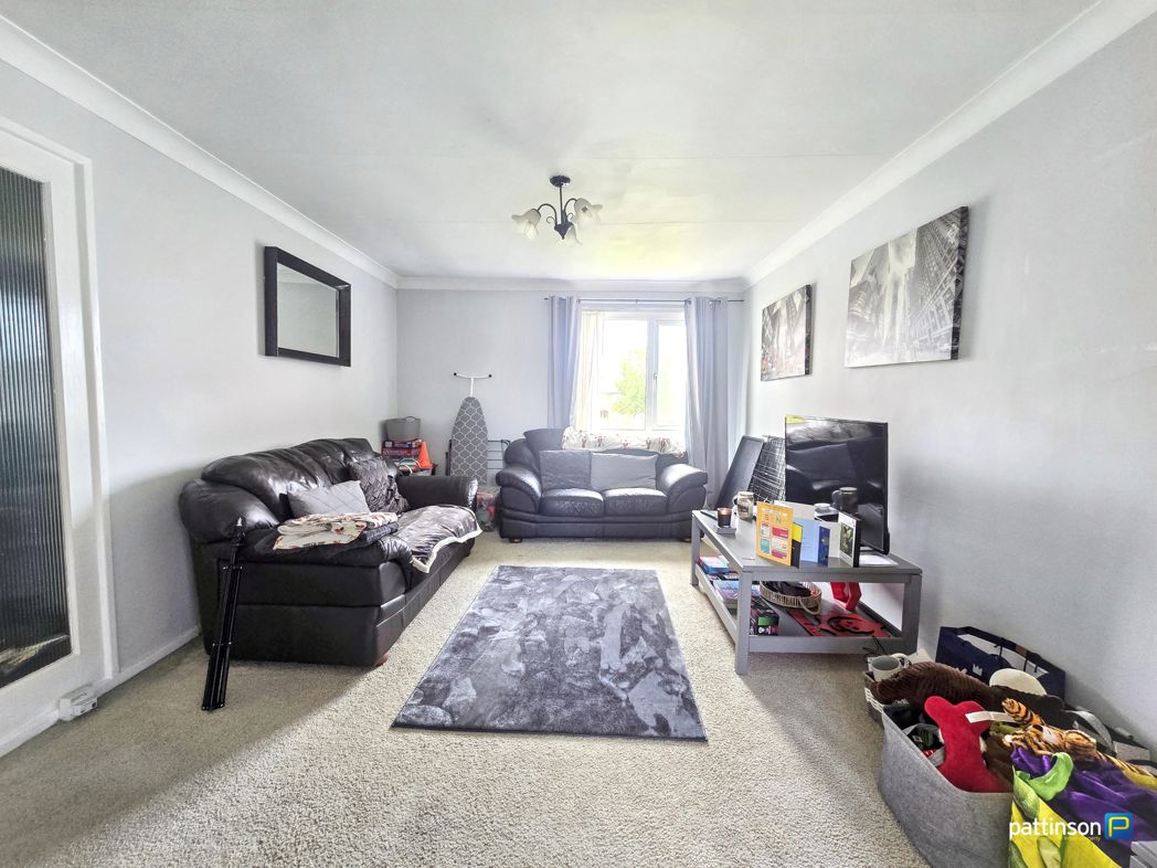 Property image 3 of 11