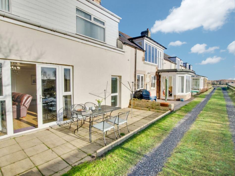 Property image 10 of 38