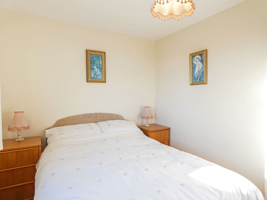 Property image 17 of 38