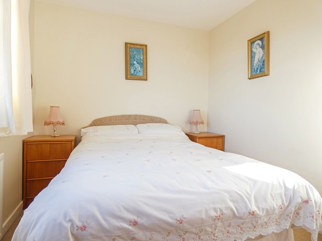 Property image 19 of 38