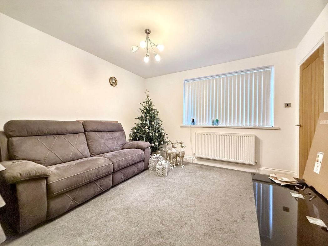 Property image 5 of 21