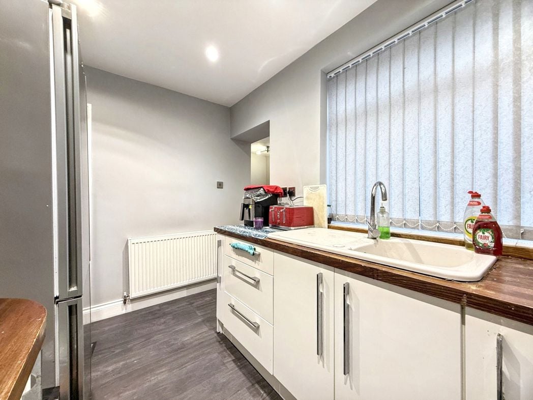 Property image 8 of 21