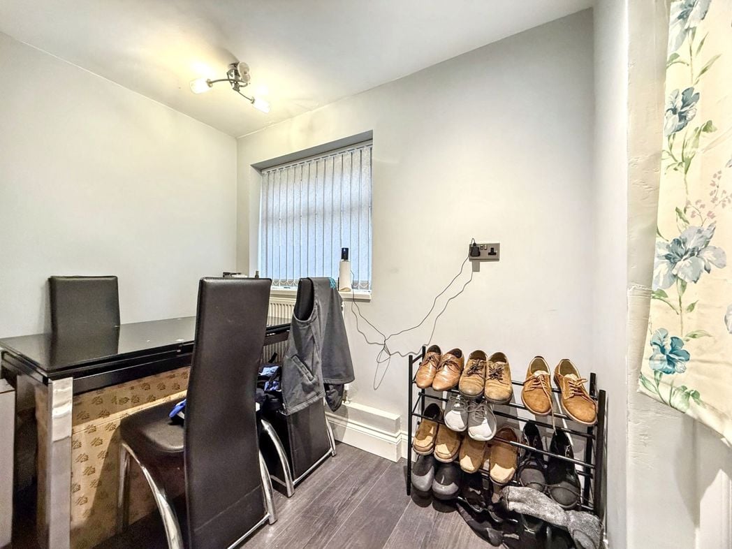 Property image 10 of 21