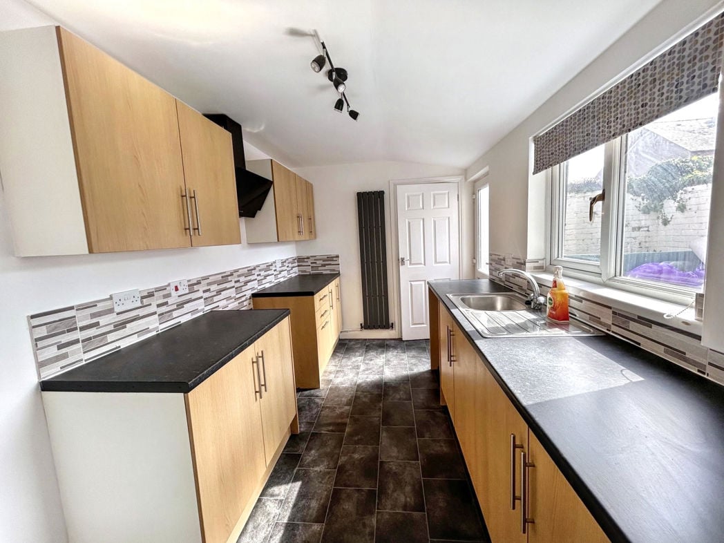 Property image 6 of 14