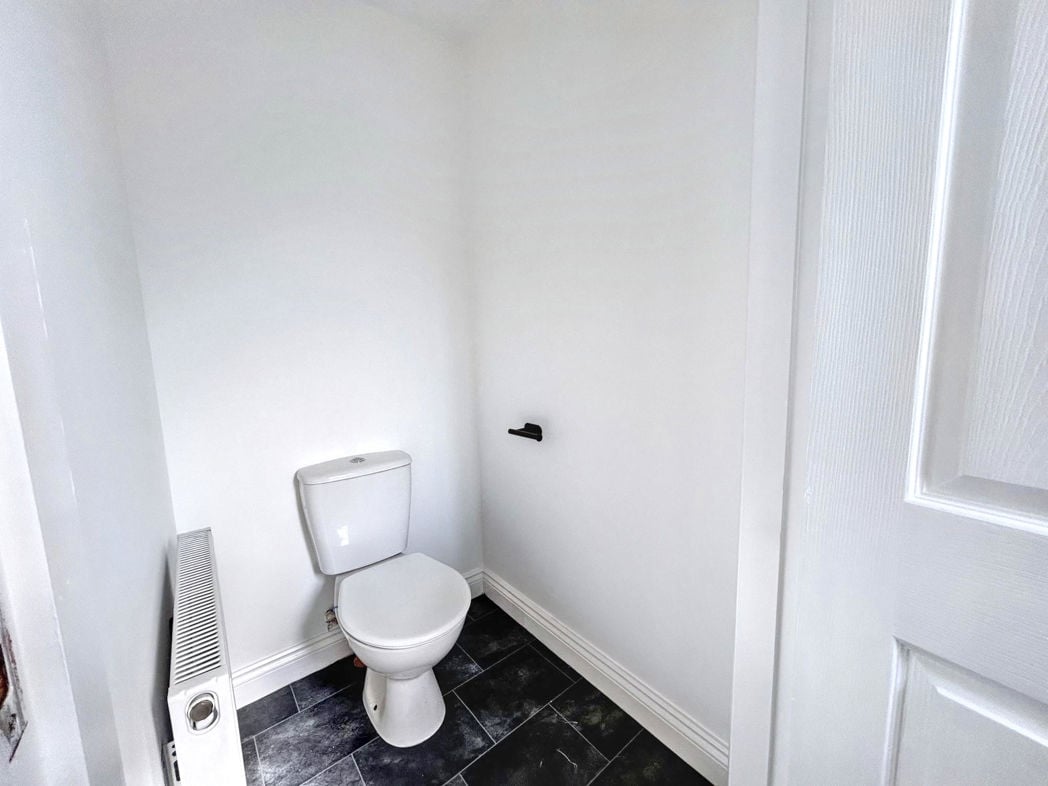 Property image 7 of 14