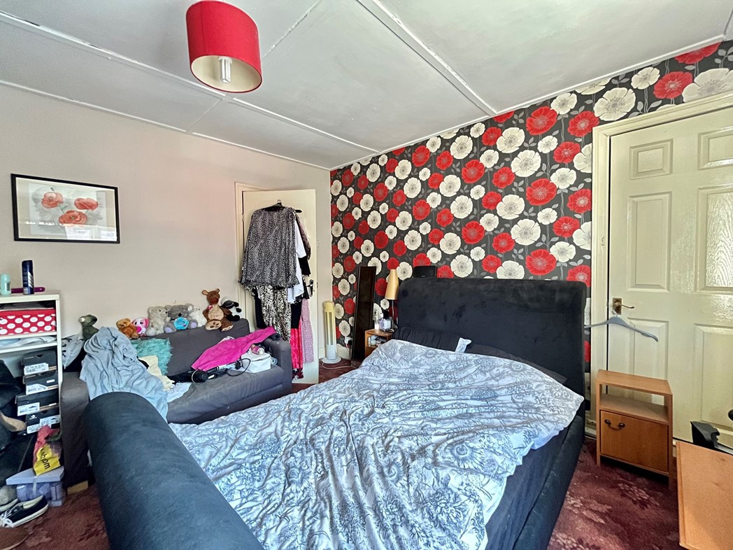 Property image 12 of 15